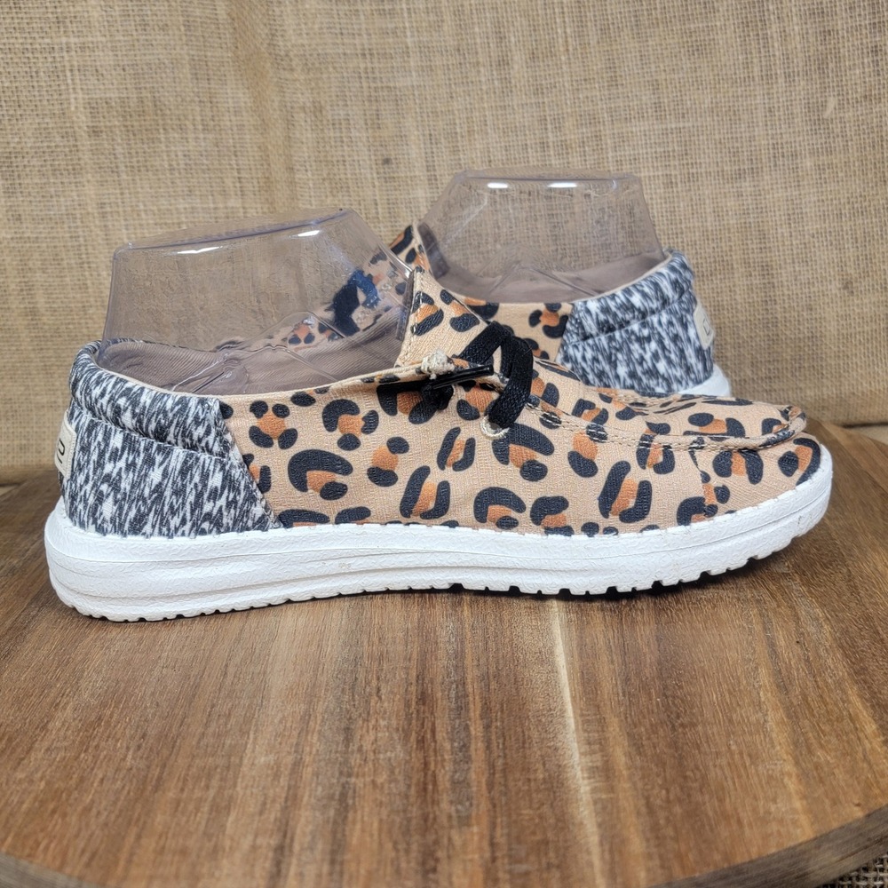 Hey Dude Wendy Funk Women's Size‎ 5 Cheetah Collage Slip On Shoes Animal Print - Picture 7 of 9
